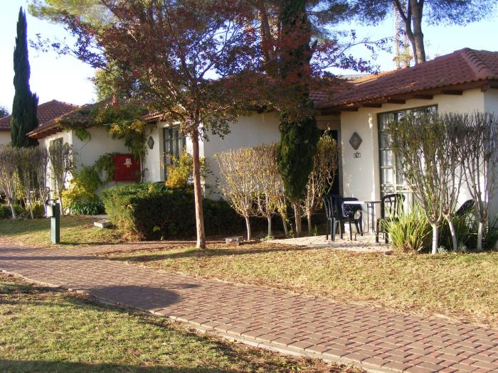 shoresh green hills family suites hotel