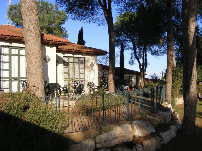 shoresh green hills family suites hotel