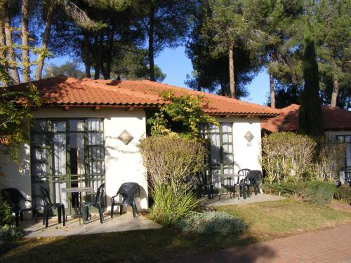 shoresh green hills family suites hotel