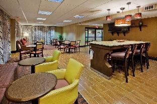 hampton inn commerce