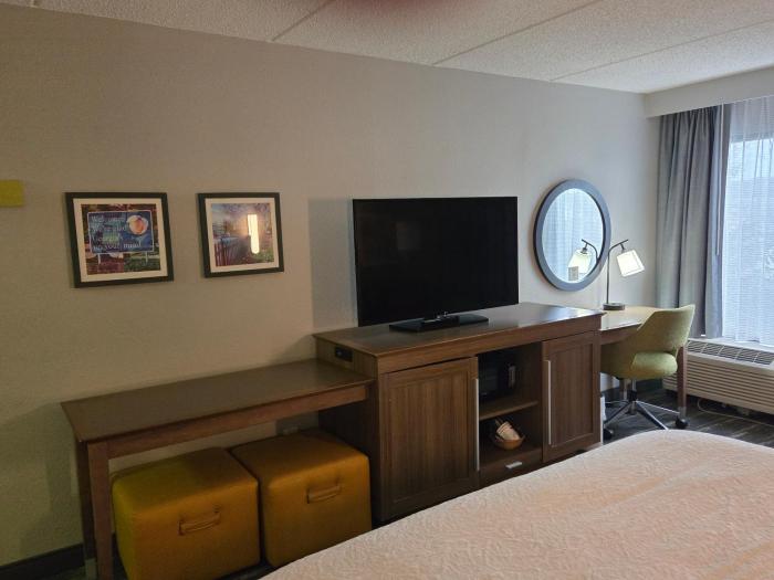 hampton inn commerce