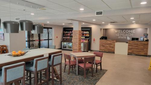 hampton inn commerce