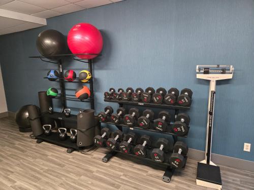 hampton inn commerce