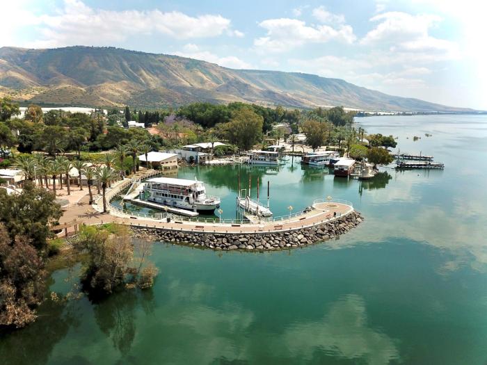 ein gev holiday resort