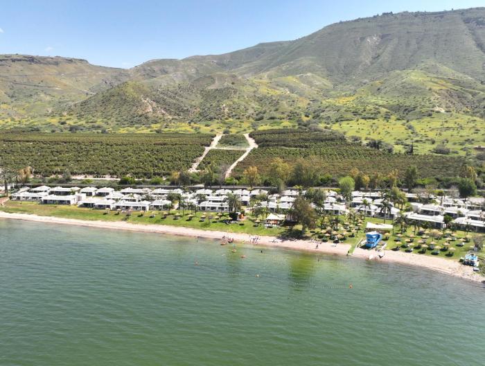 ein gev holiday resort