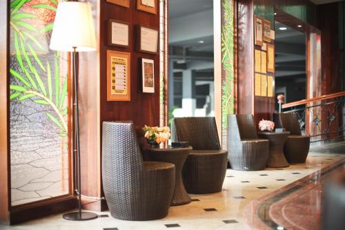 century bay private residences