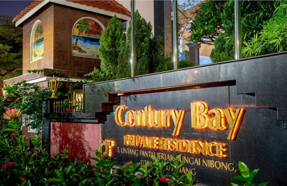 century bay private residences