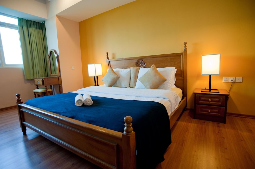 century bay private residences