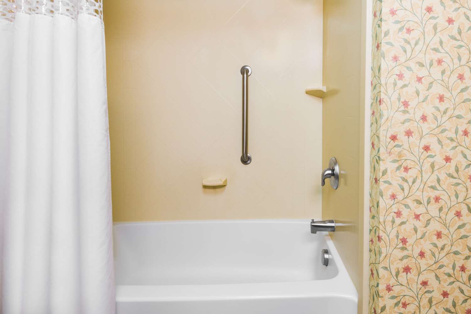 hampton inn and suites columbus polaris