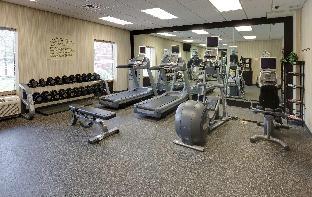 hampton inn and suites columbus polaris