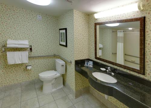 hampton inn and suites columbus polaris