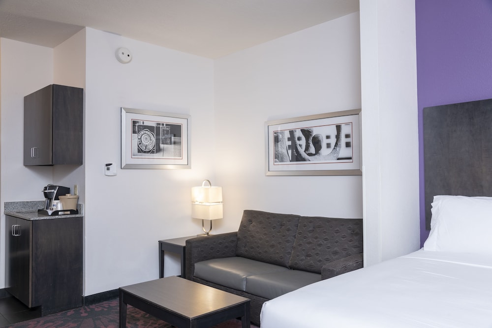 holiday inn express hotels and suites columbus polaris parkway by ihg