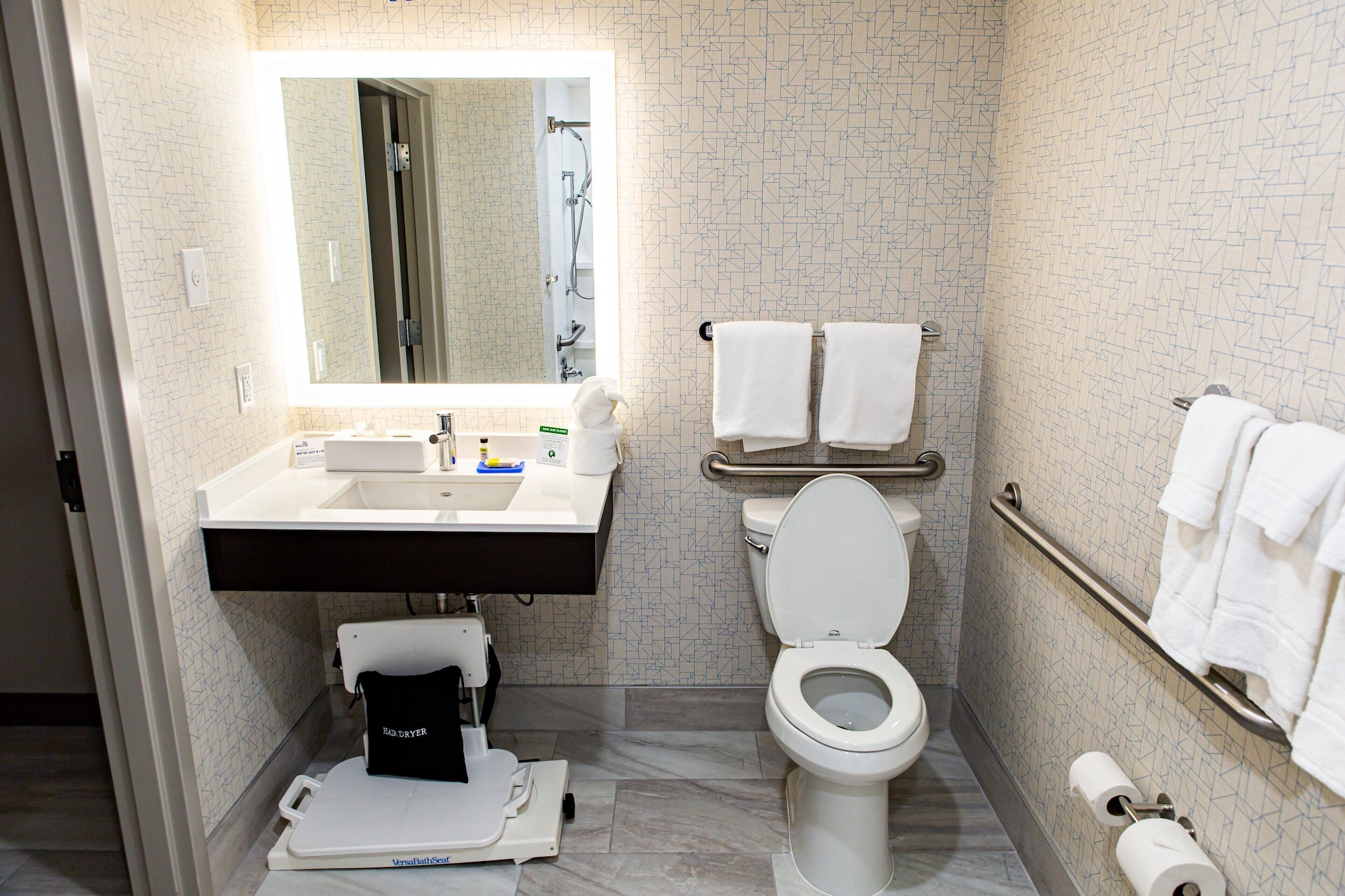 holiday inn express columbus dublin by ihg