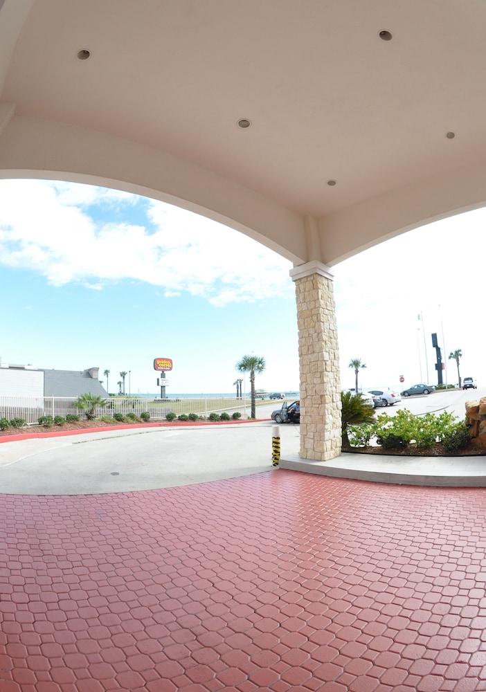 spark by hilton galveston
