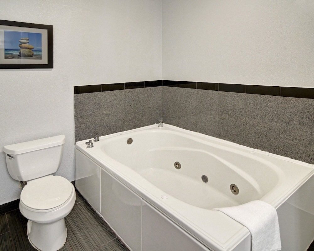 spark by hilton galveston