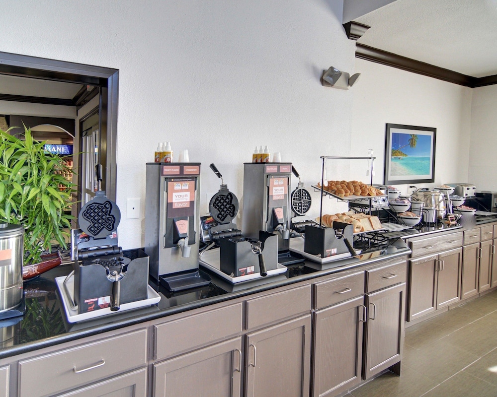 spark by hilton galveston