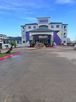 Spark By Hilton Galveston,Galveston County>>Galveston,3 star