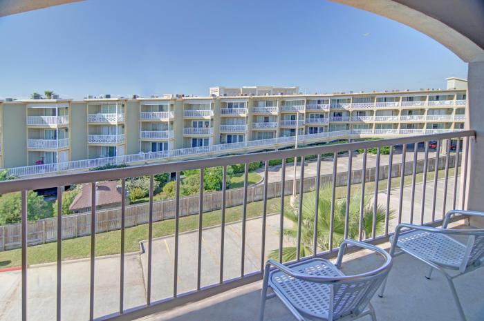 spark by hilton galveston