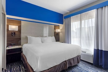 comfort inn and suites