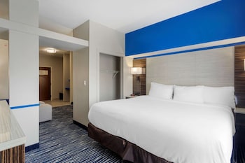 comfort inn and suites