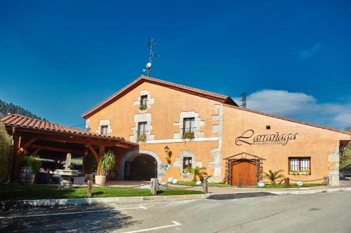 hotel larranaga