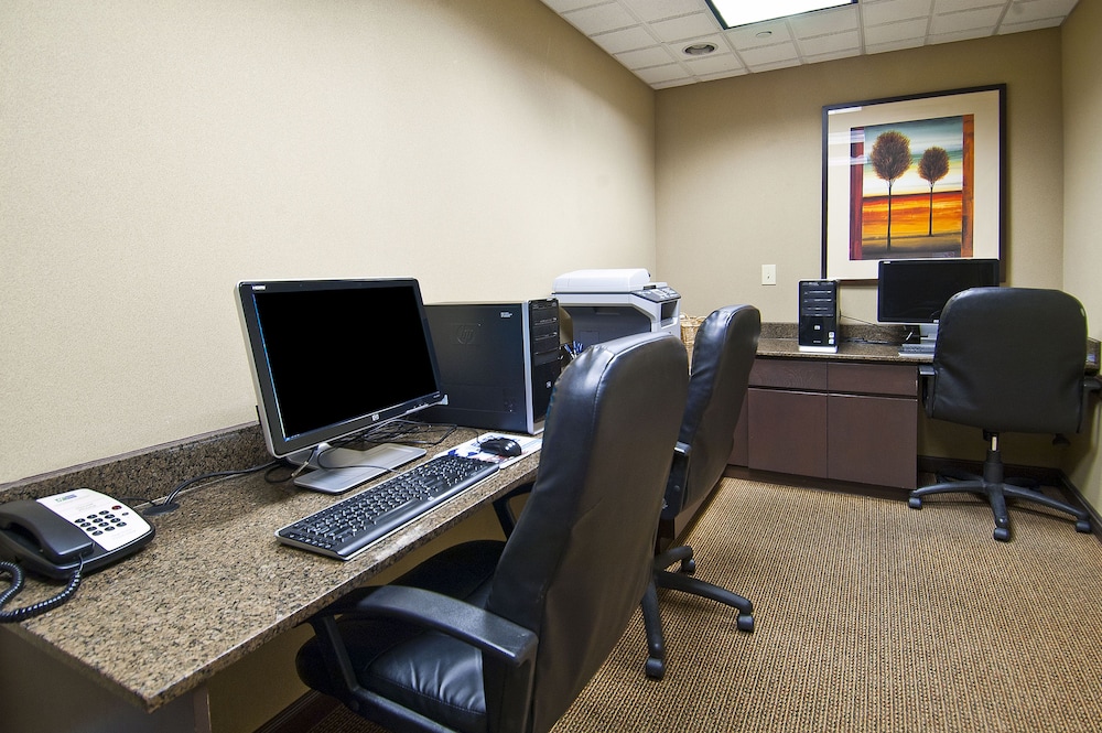 hol inn exp and suites oro valley tucson north