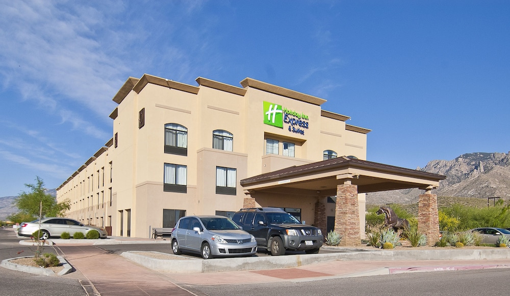 hol inn exp and suites oro valley tucson north