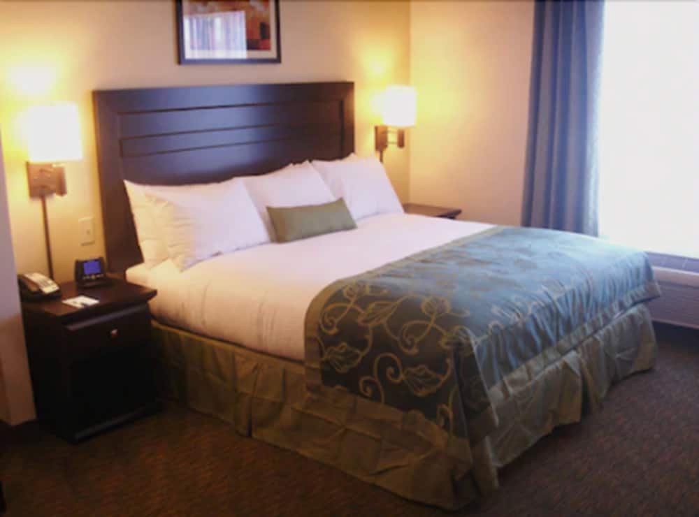 hol inn exp and suites oro valley tucson north