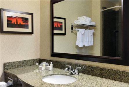 hol inn exp and suites oro valley tucson north