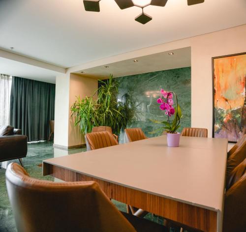 emerald hotel pristina kosovo