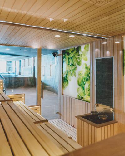 emerald hotel pristina kosovo