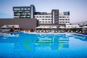 emerald hotel pristina kosovo