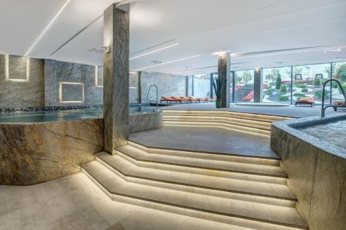 emerald hotel pristina kosovo