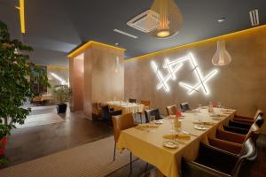 emerald hotel pristina kosovo