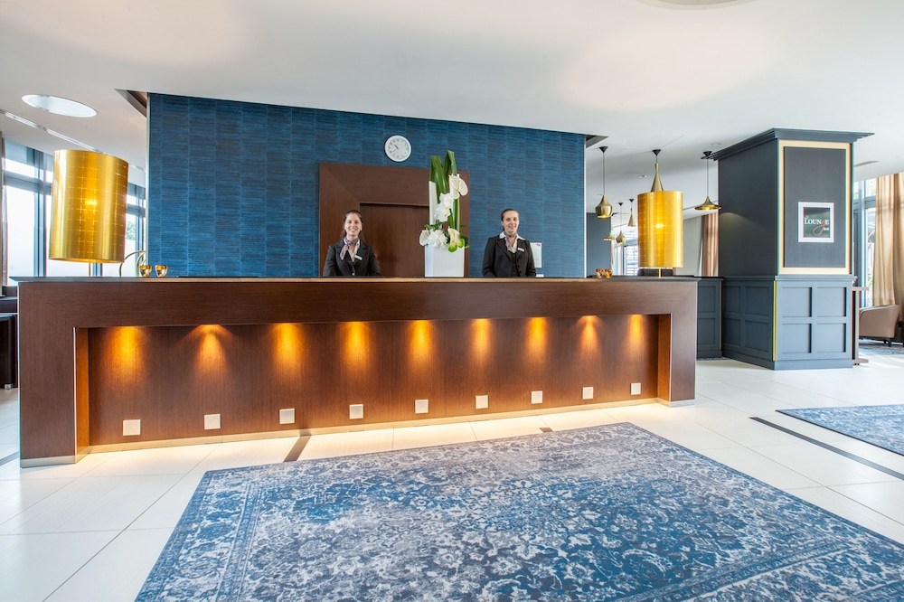 crowne plaza lyon cite internationale