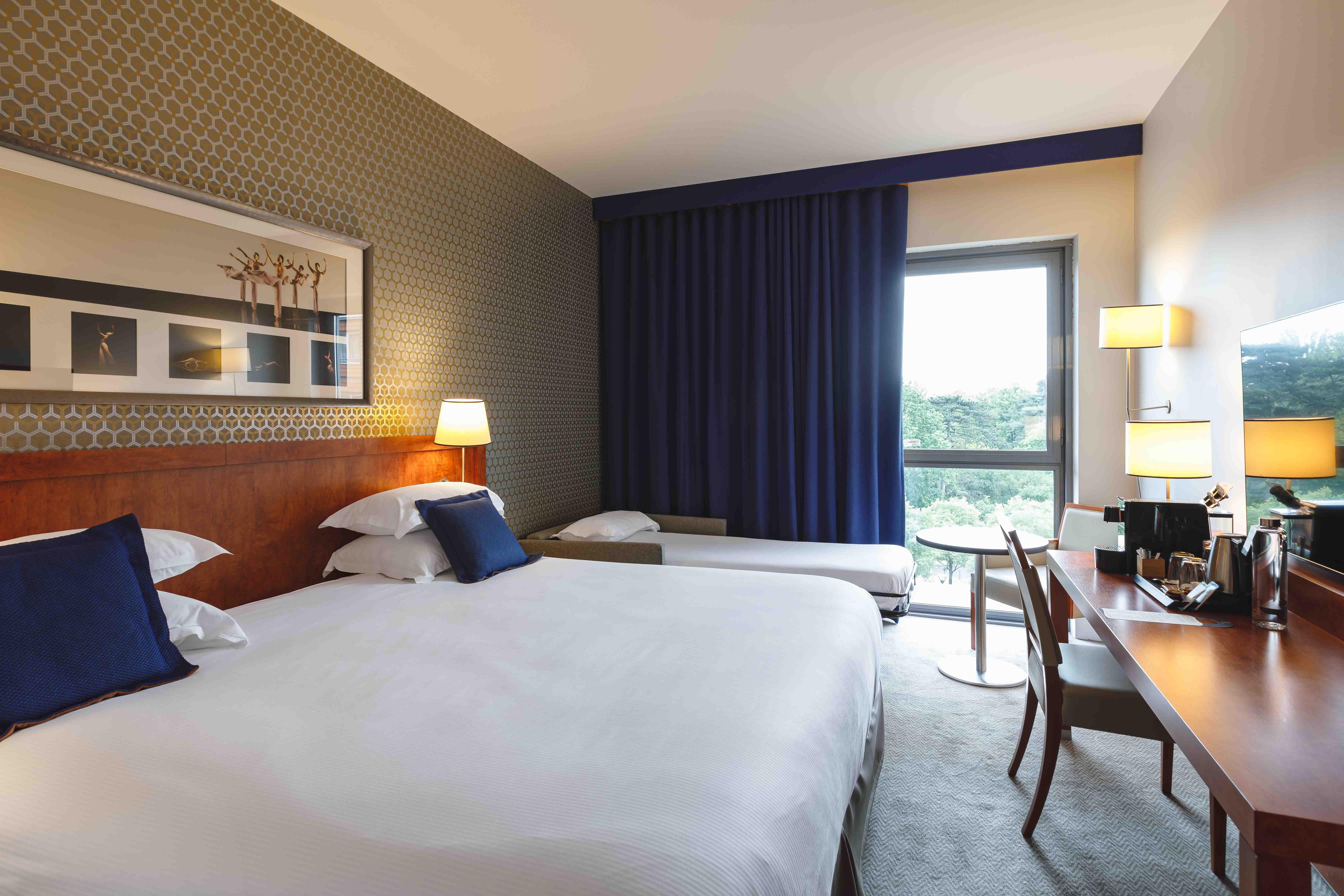 crowne plaza lyon cite internationale