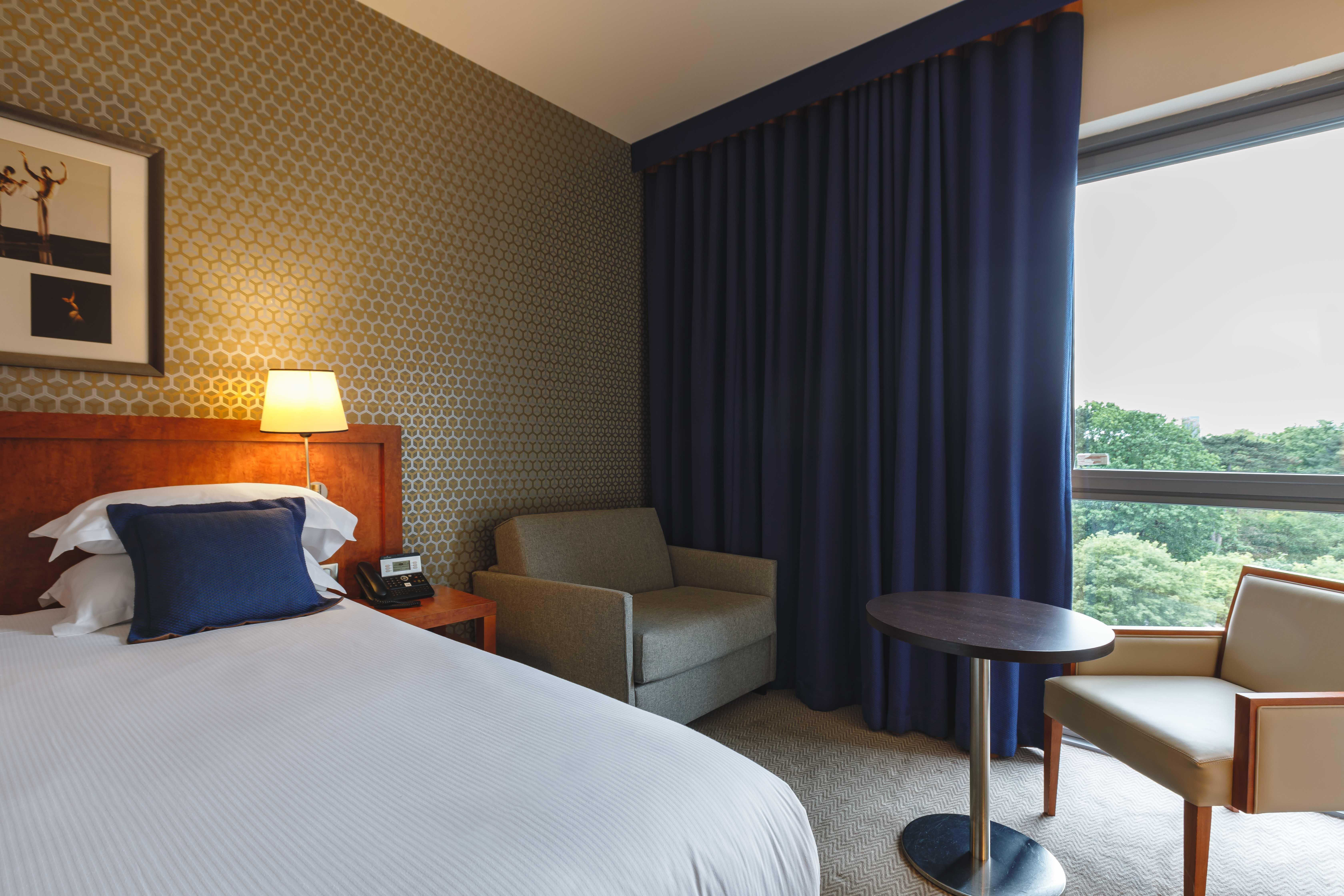 crowne plaza lyon cite internationale
