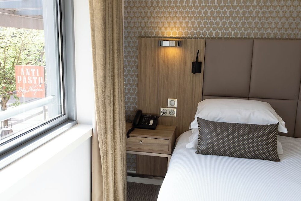 crowne plaza lyon cite internationale