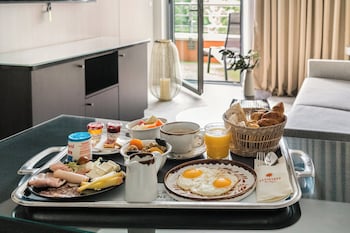 Crowne Plaza Lyon Cite Internationale,Couzon-Au-Mont-D'or>>Lyon,4 star