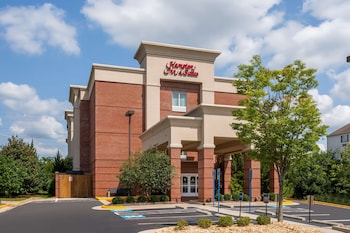 hampton inn and suites herndon reston