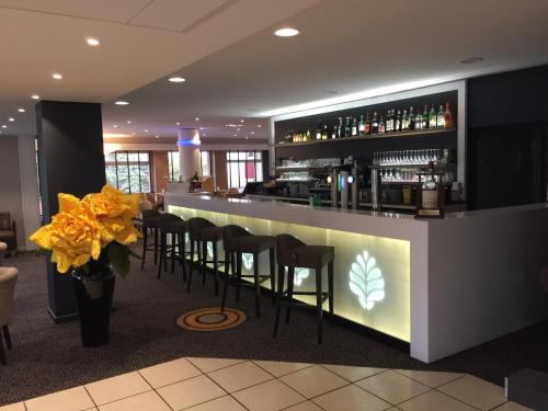 hostellerie saint vincent beauvais aeroport