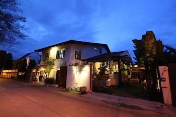 seven senses guest house