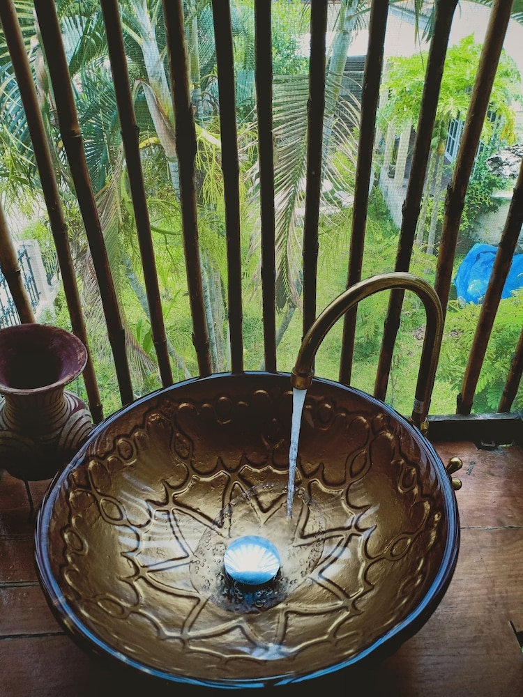 seven senses guest house