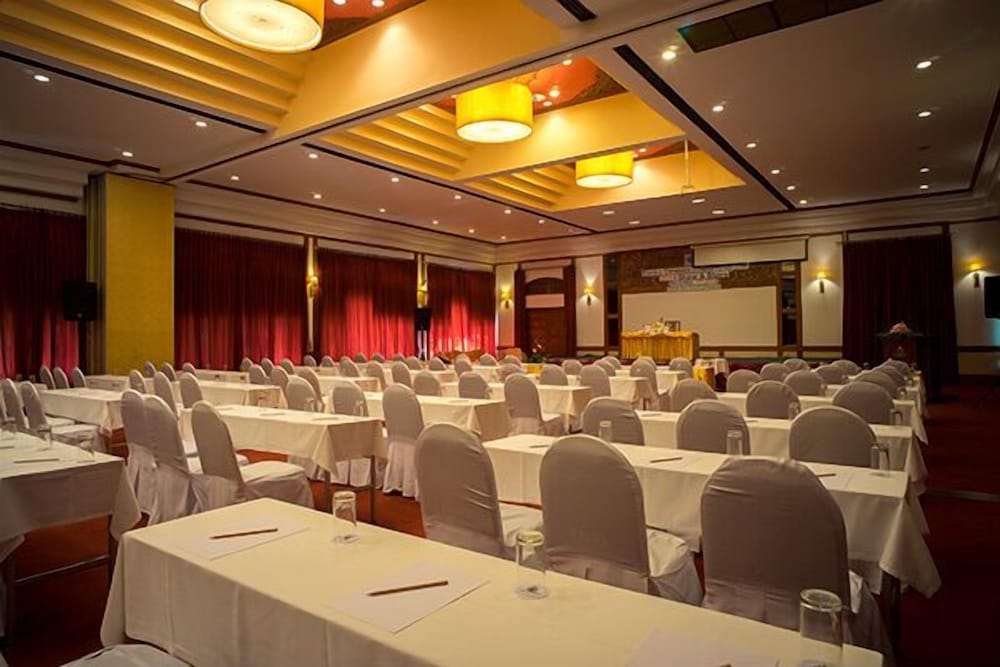suan bua hotel and resort