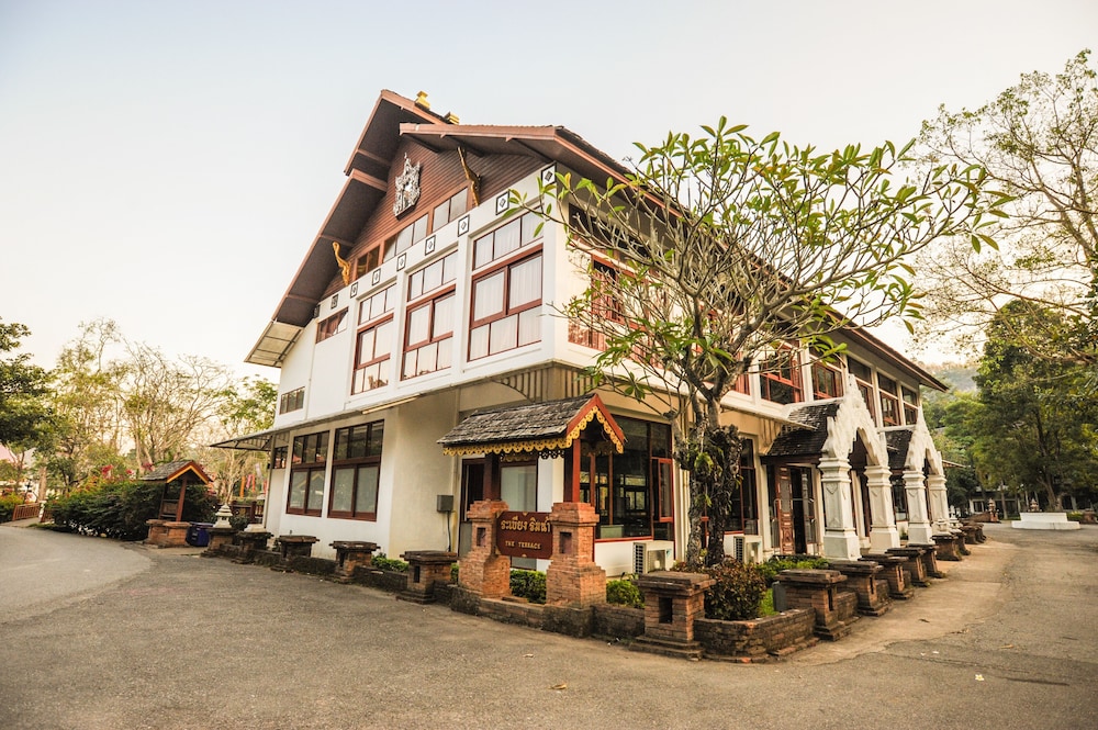 suan bua hotel and resort
