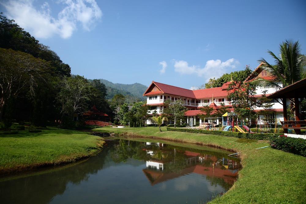 suan bua hotel and resort