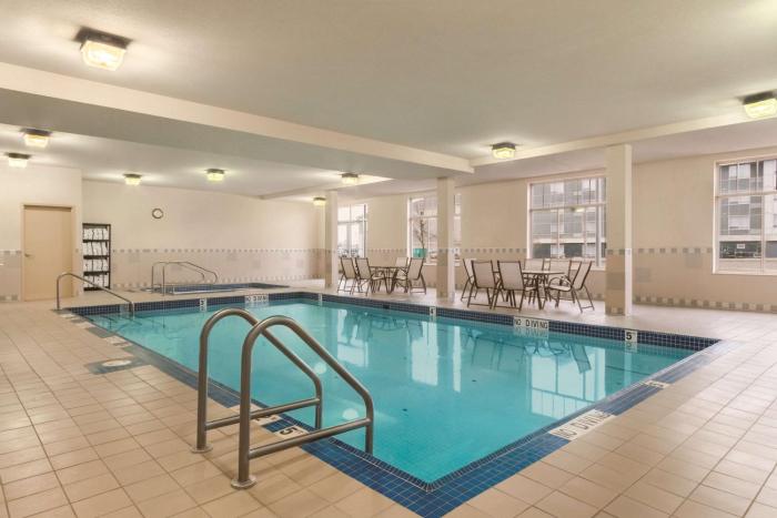 hampton inn by hilton edmonton south alberta canada
