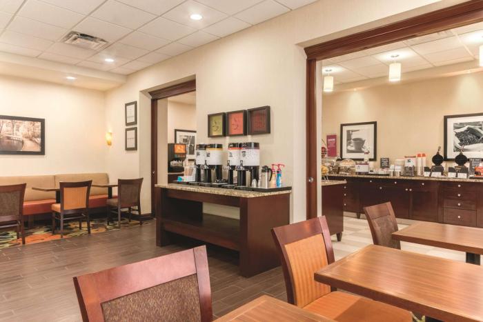 hampton inn by hilton edmonton south alberta canada