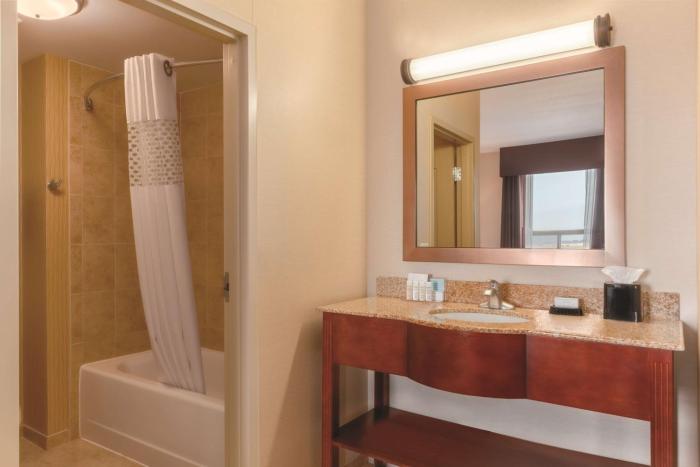 hampton inn by hilton edmonton south alberta canada