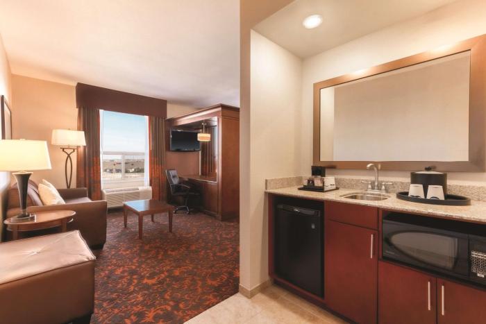 hampton inn by hilton edmonton south alberta canada